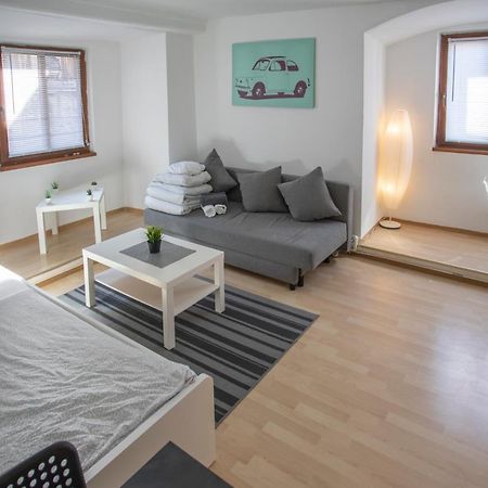 Apartamento Old Town Studio Hall in Tirol Exterior foto