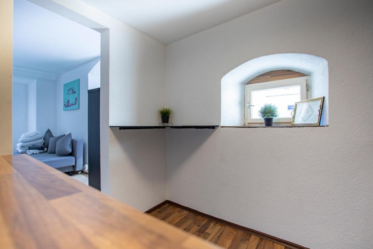 Apartamento Old Town Studio Hall in Tirol Exterior foto